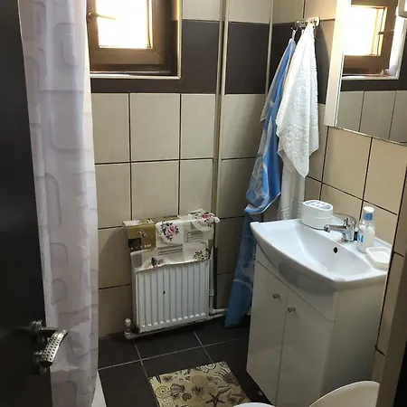 Khalo Guest house 3*
